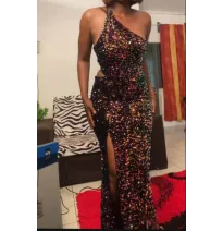Sparkling "Étoile de Nuit" evening dress with side cuts