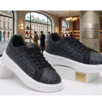 Monogram platform sneakers - Streetwear Luxury look