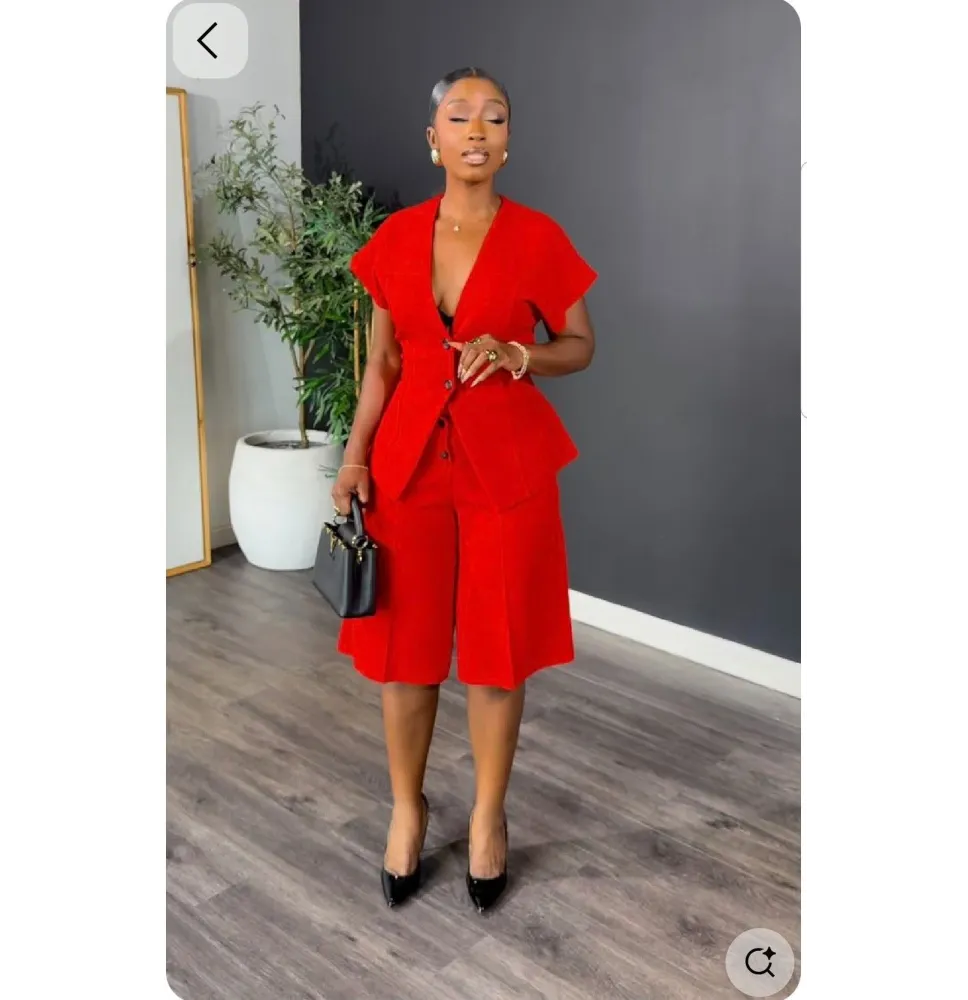 Ensemble Tailleur Short Cintré Col en V