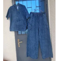 Ensemble Denim Chic Deux Pièces – Veste à Capuche Éclair et Pantalon Cargo LargeEnsembles