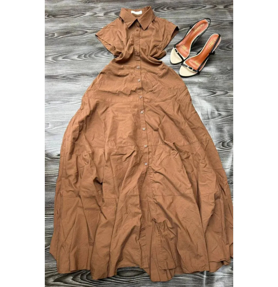 Robe Longue Chemise Marron Chocolat - Coupe Évasée à Volants ÉtagésChemisiers