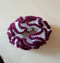Chouchou en Crochet Artisanal – Accessoire Cheveux Bohème et DouxAccesoires