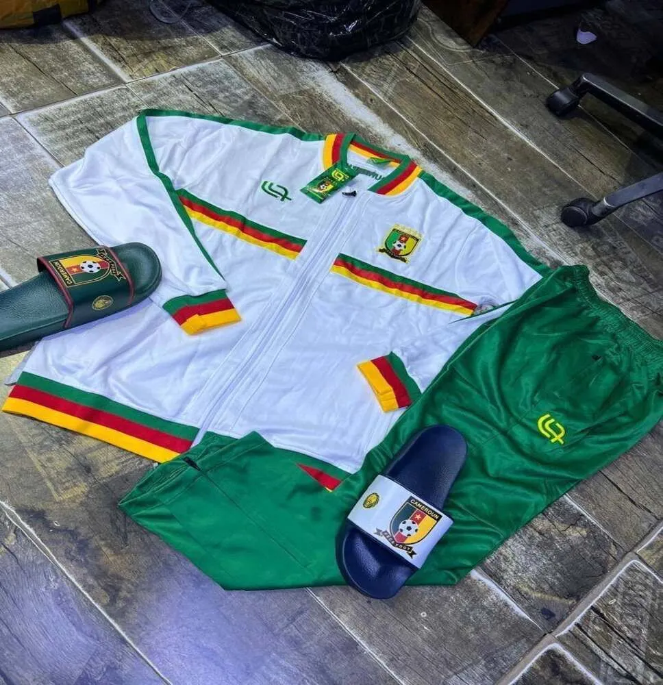 Survêtement Sportif Officiel Lions Indomptables - Blanc (Vente en gros)vêtements